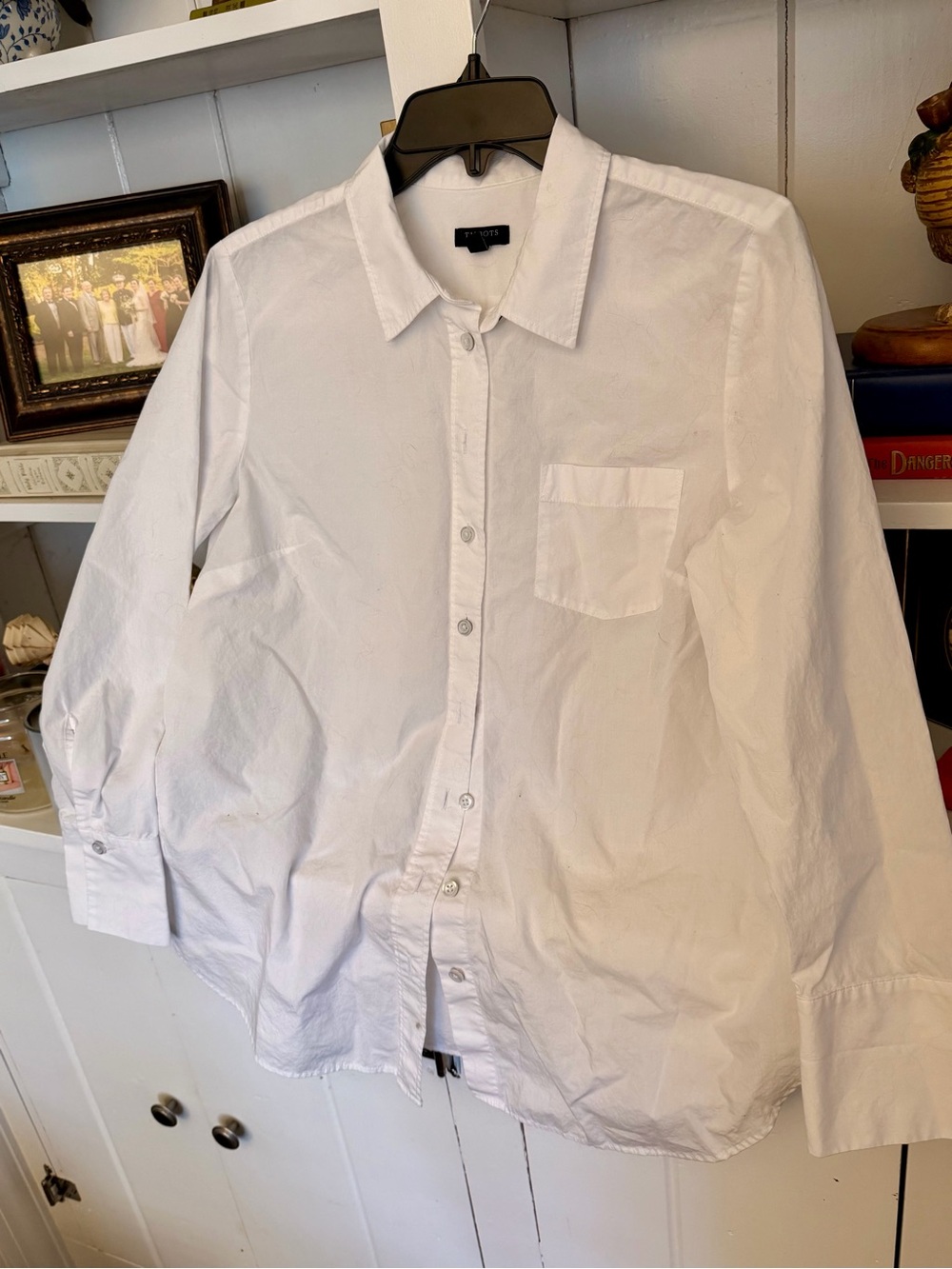 Classic Women’s White Button down blouse, from Talbot’s size Medium petite - Picture 7 of 9